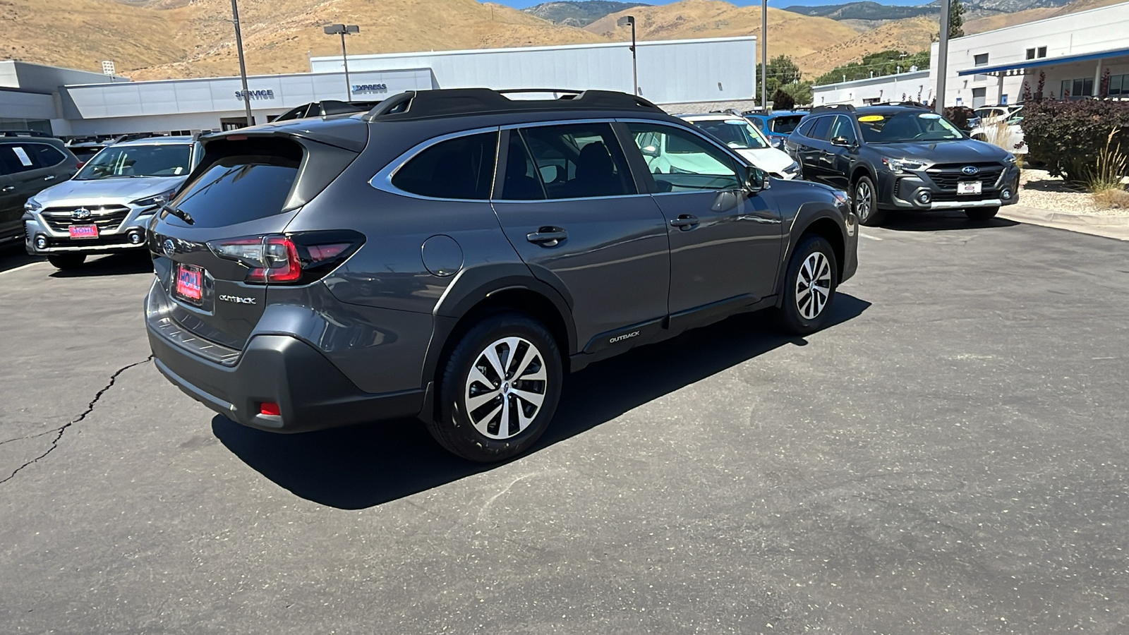 2025 Subaru Outback Premium 3