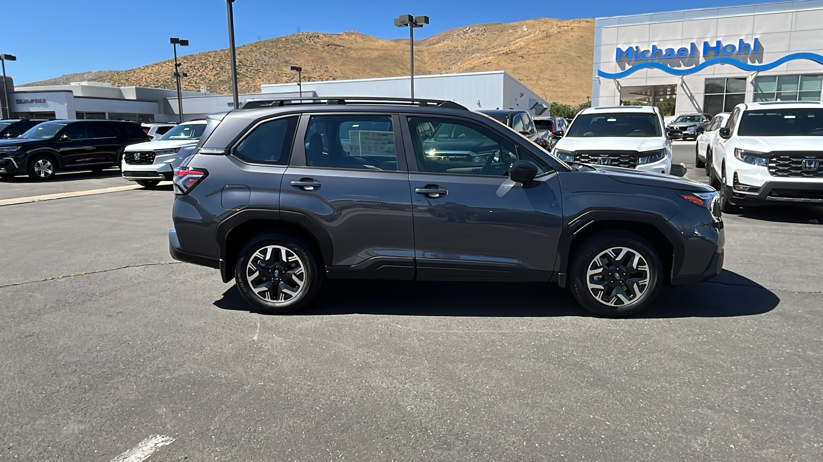 2025 Subaru Forester Base 2