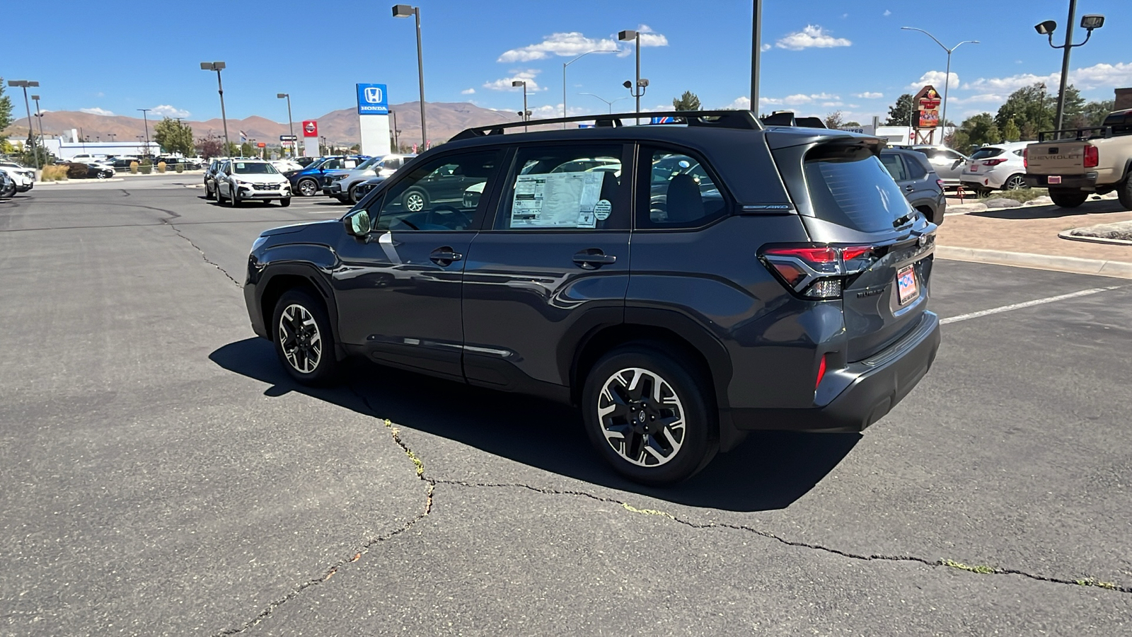 2025 Subaru Forester Base 5