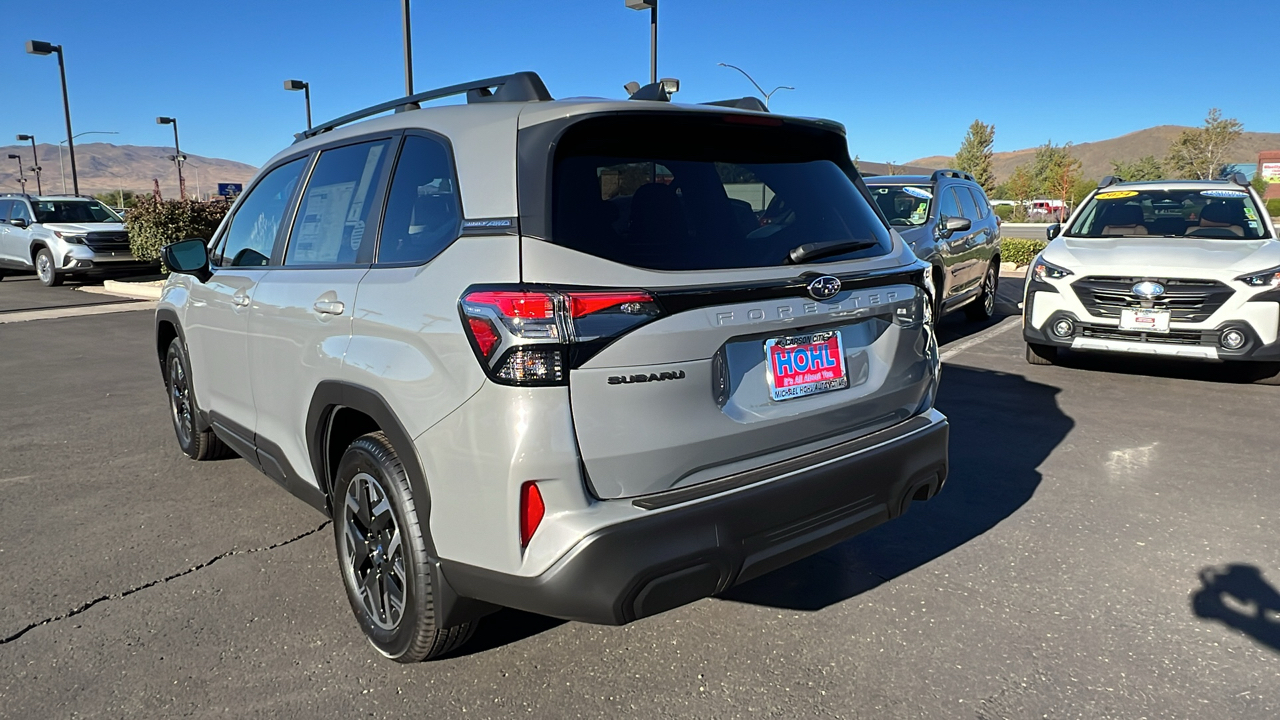 2025 Subaru Forester Premium 5