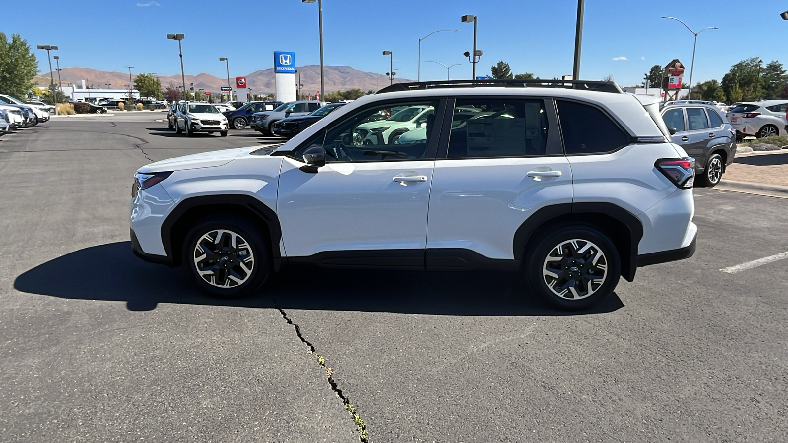 2025 Subaru Forester Premium 6