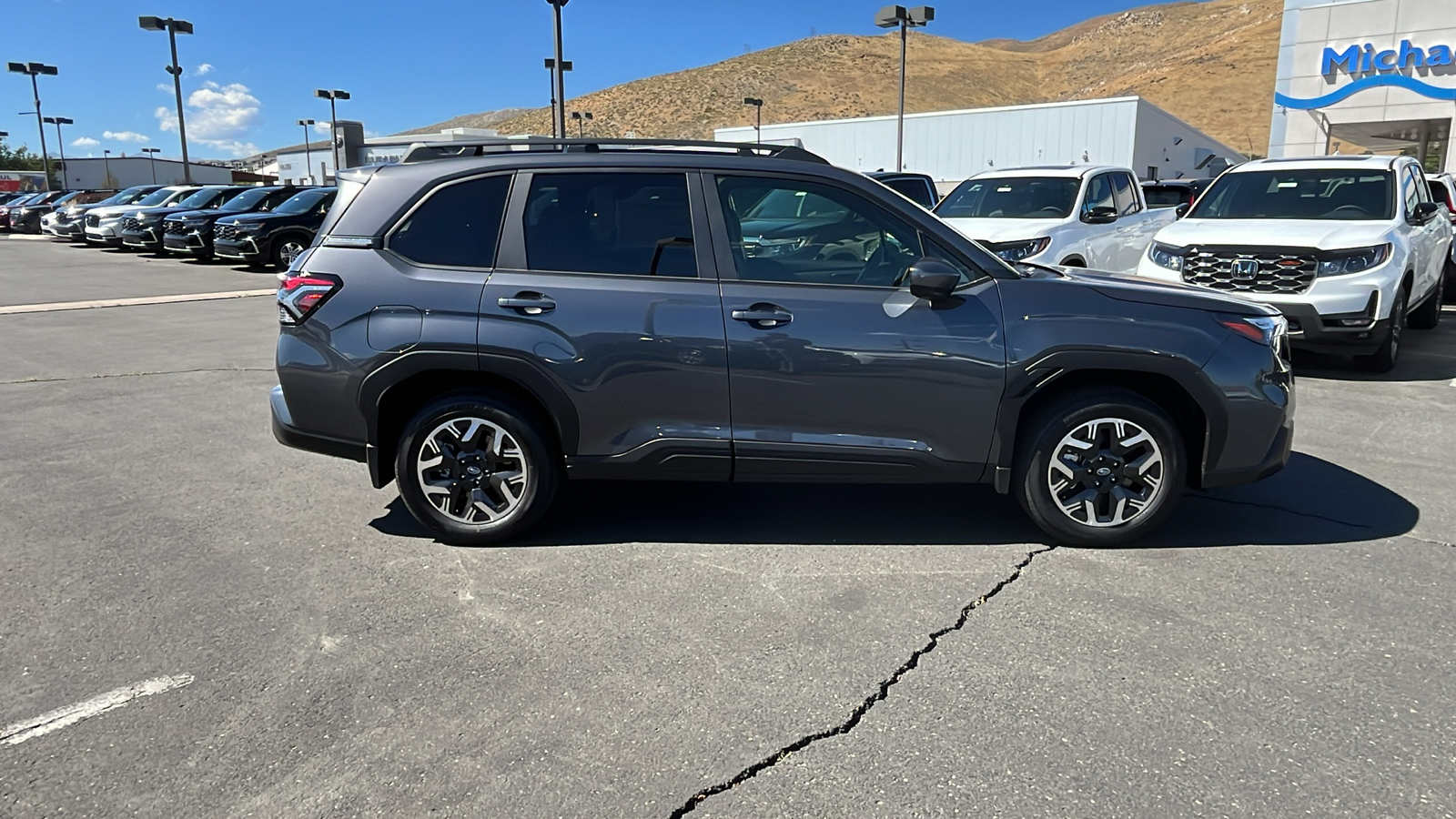 2025 Subaru Forester Premium 2