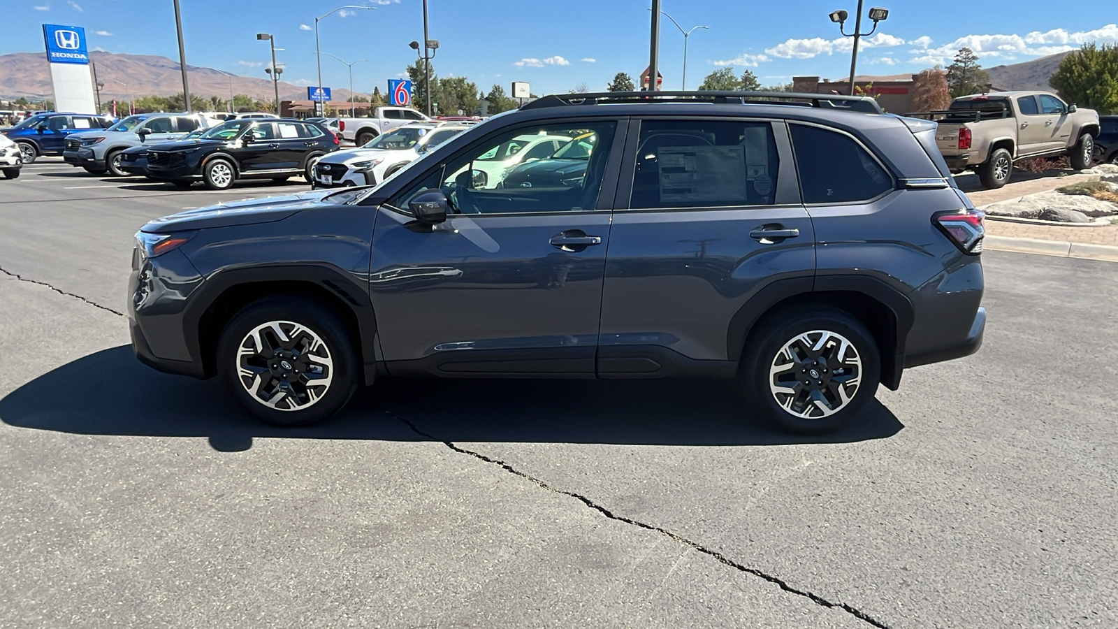 2025 Subaru Forester Premium 6