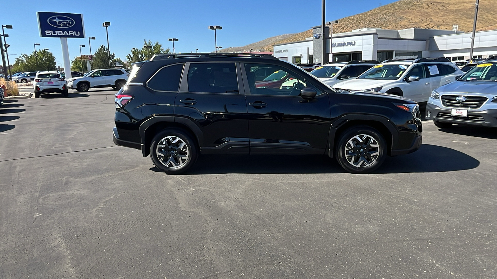 2025 Subaru Forester Premium 2