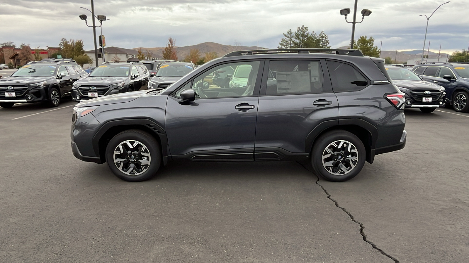 2025 Subaru Forester Premium 6