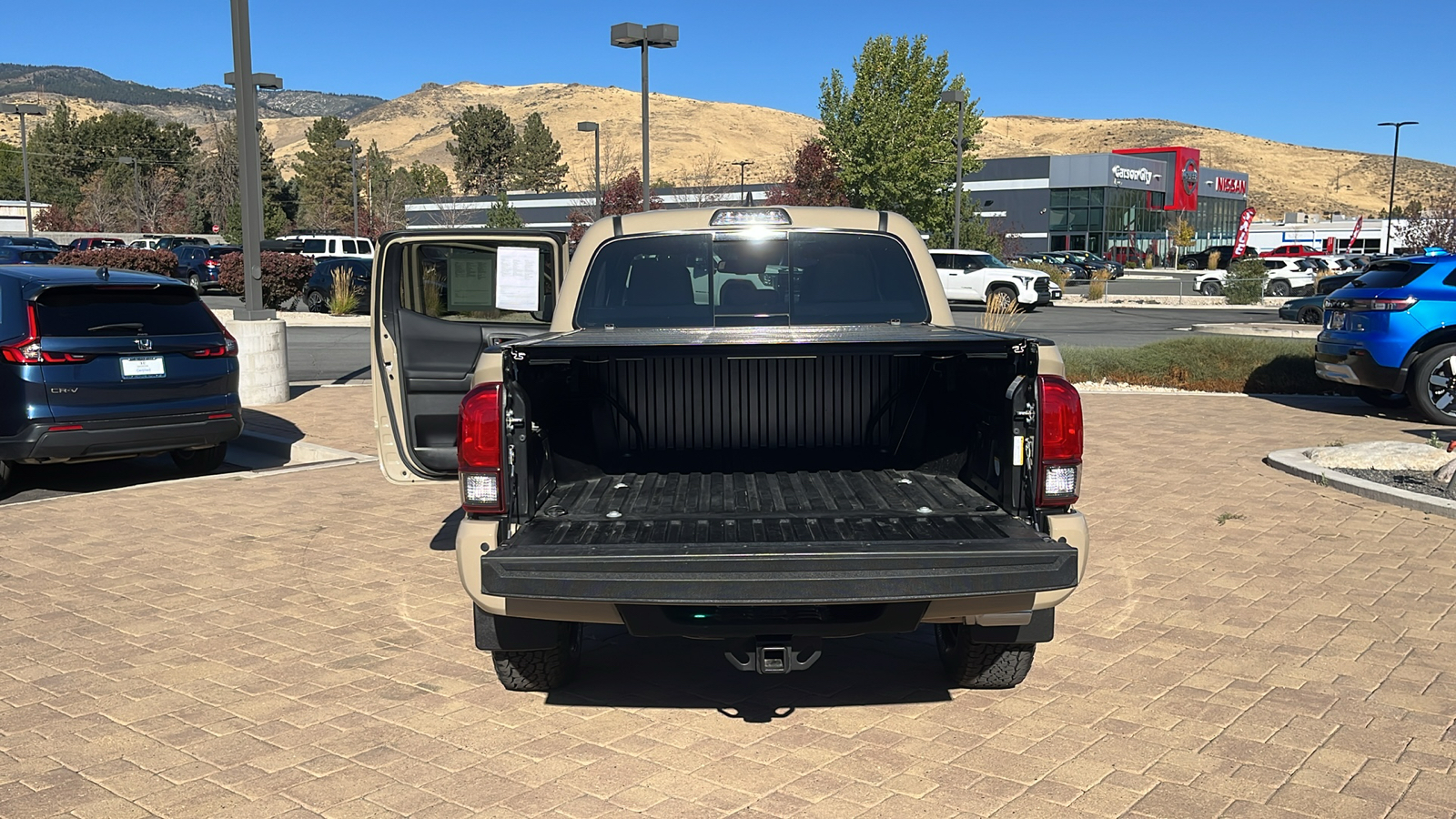 2018 Toyota Tacoma TRD Off-Road 11