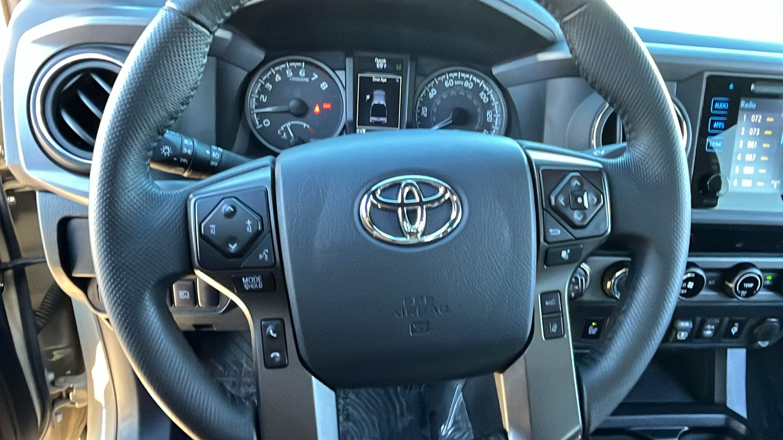 2018 Toyota Tacoma TRD Off-Road 27