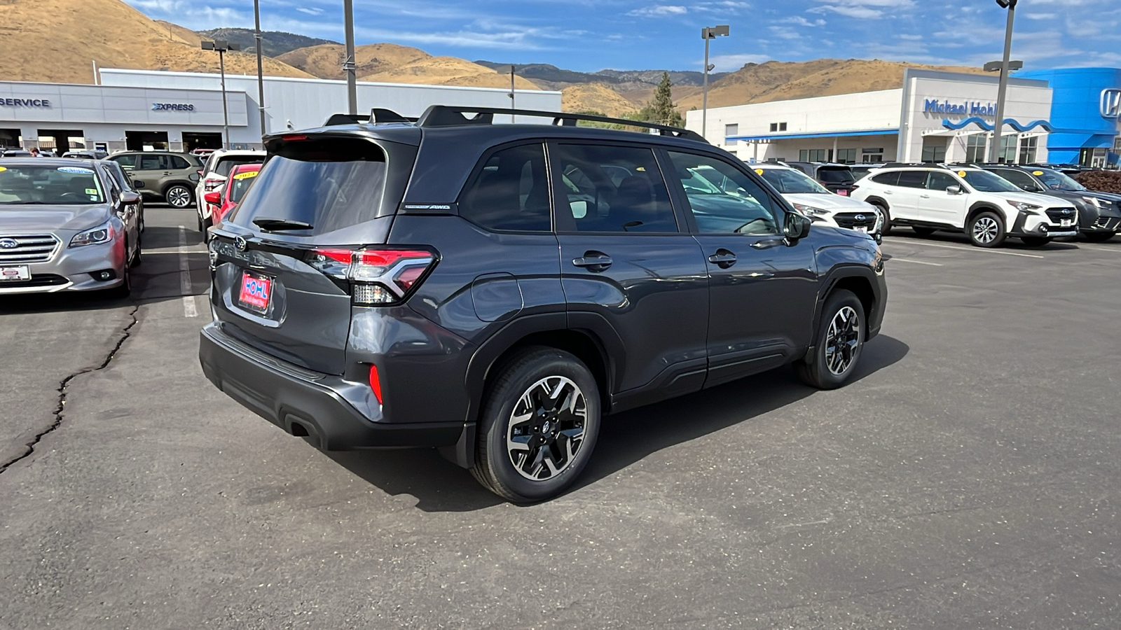 2025 Subaru Forester Premium 3