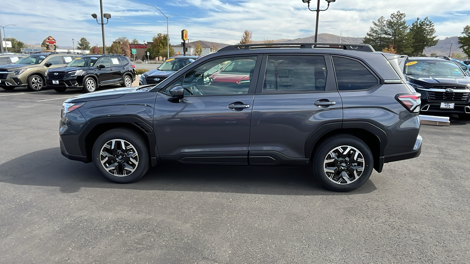 2025 Subaru Forester Premium 6