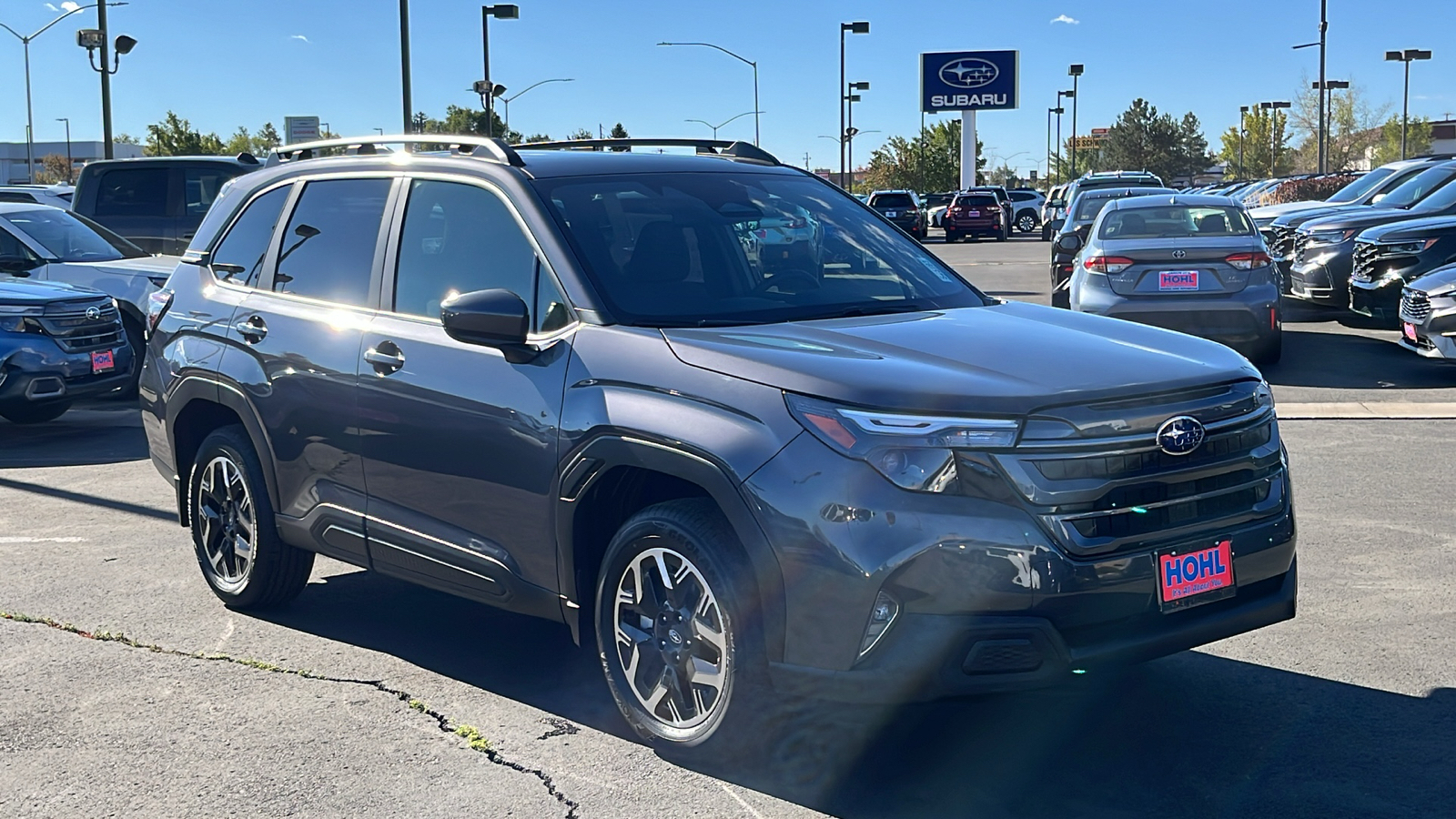 2025 Subaru Forester Premium 1