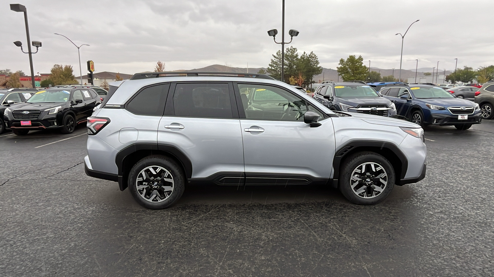 2025 Subaru Forester Premium 2