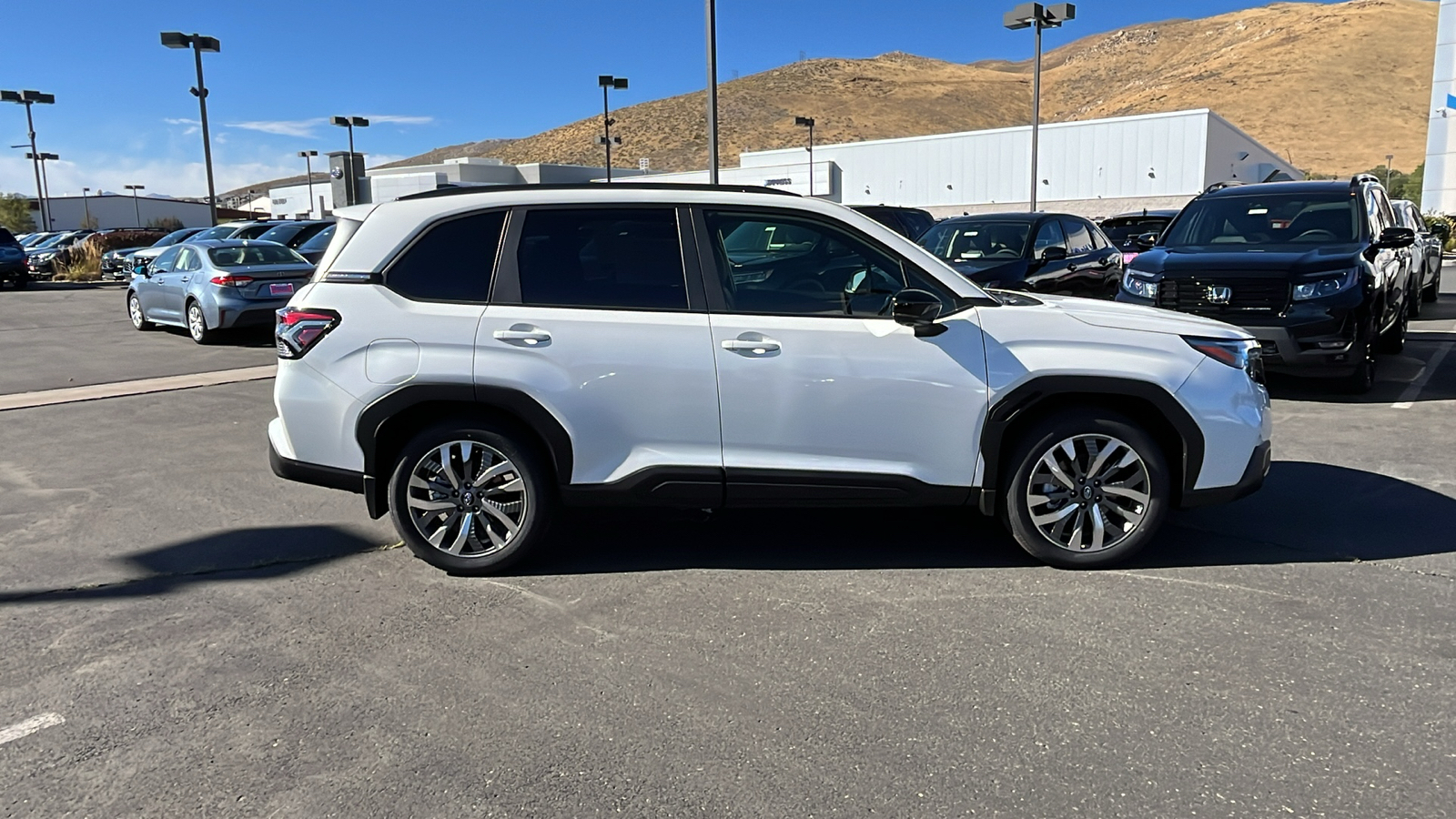 2025 Subaru Forester Touring 2