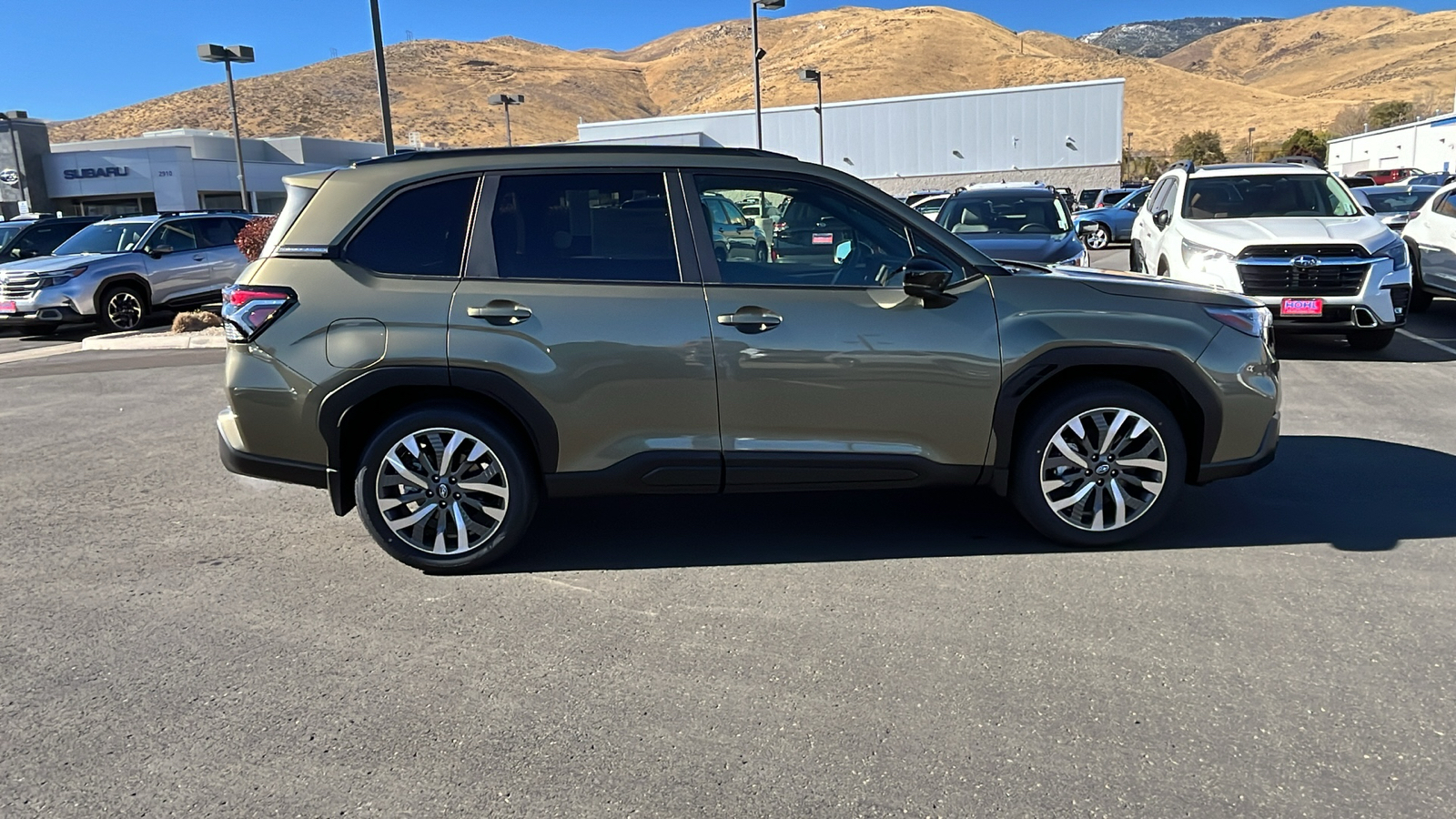 2025 Subaru Forester Touring 2