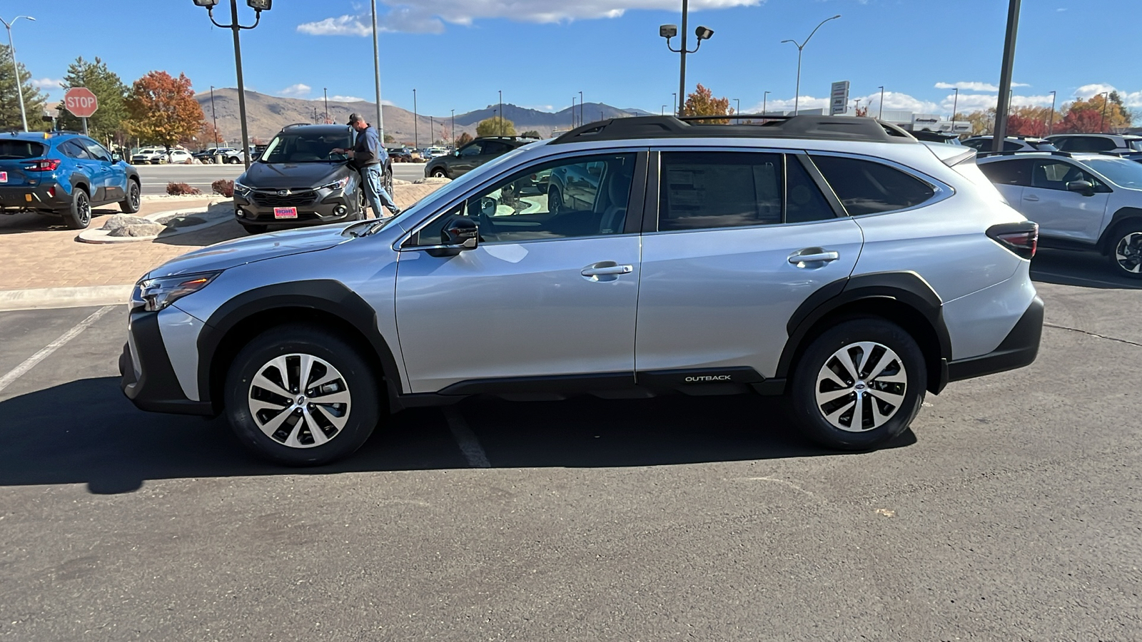 2025 Subaru Outback Premium 6