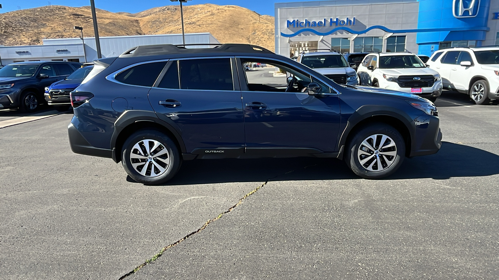 2025 Subaru Outback Premium 2