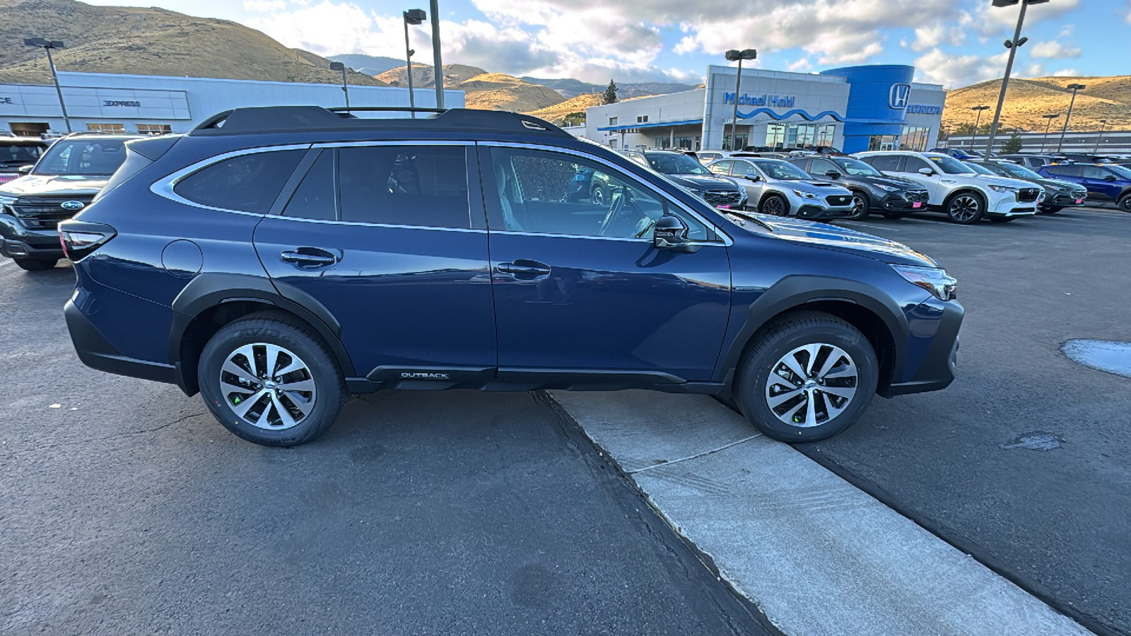 2025 Subaru Outback Premium 2