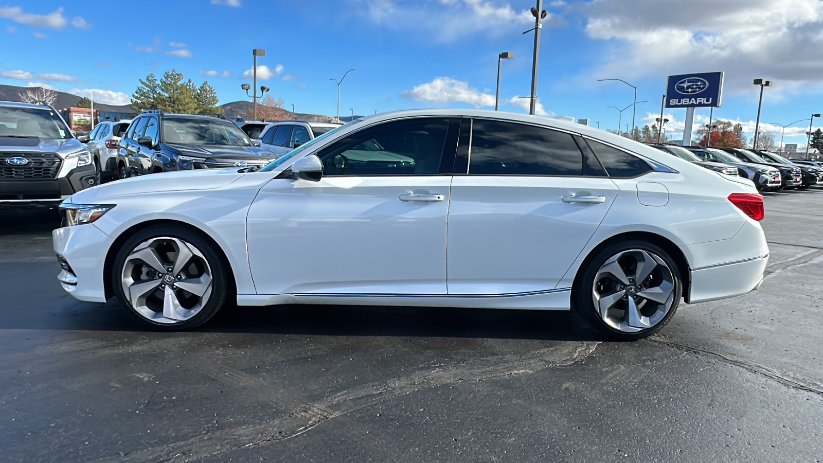 2019 Honda Accord Sedan Touring 2.0T 6