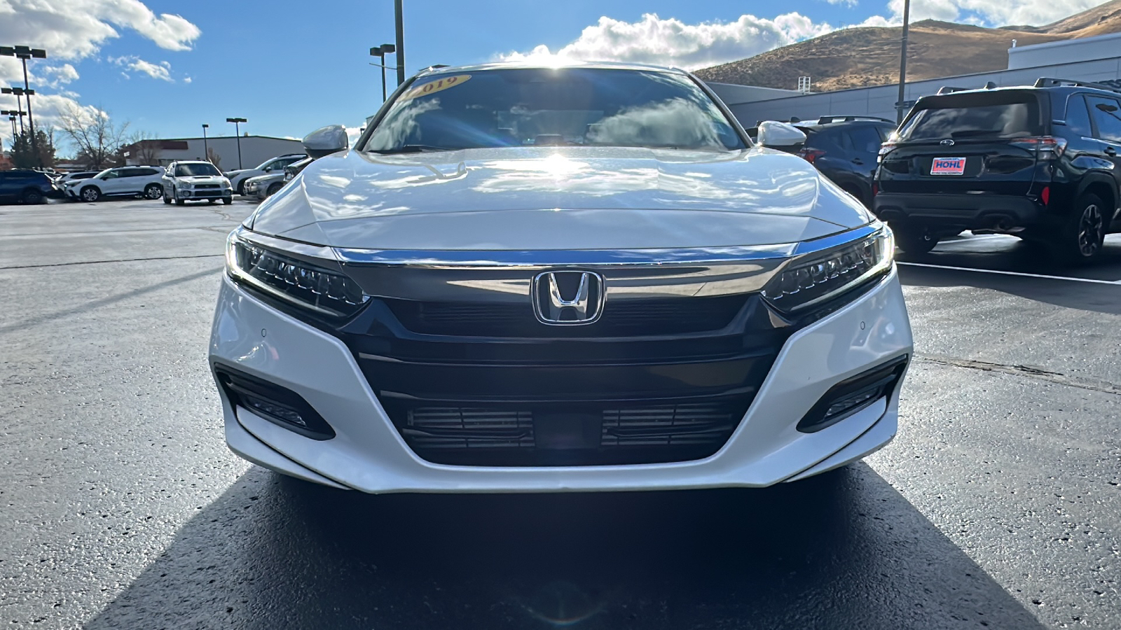 2019 Honda Accord Sedan Touring 2.0T 8