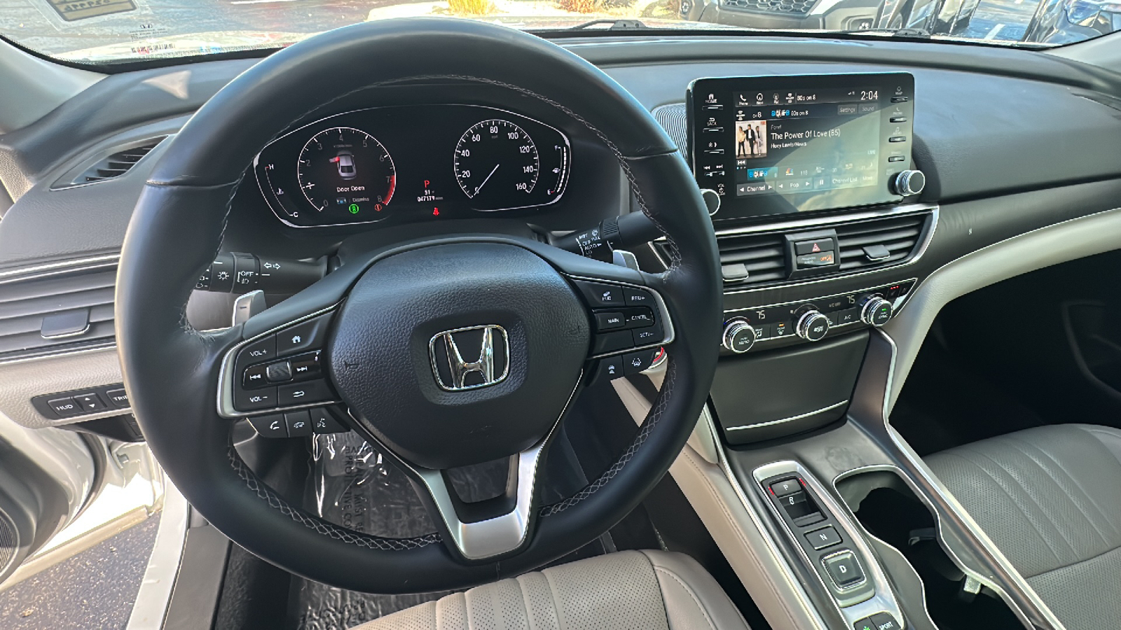 2019 Honda Accord Sedan Touring 2.0T 39