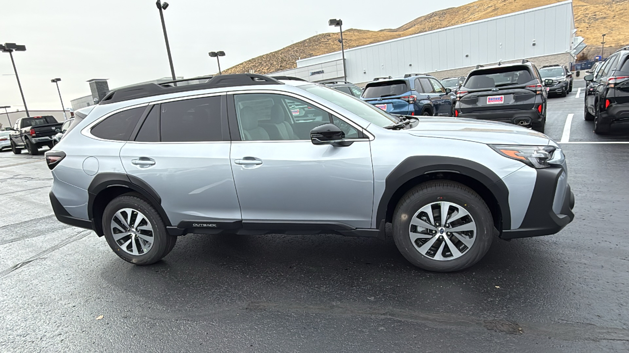 2025 Subaru Outback Premium 2