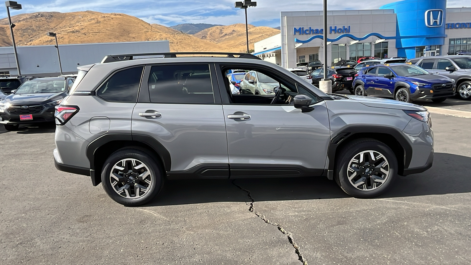 2025 Subaru Forester Premium 2