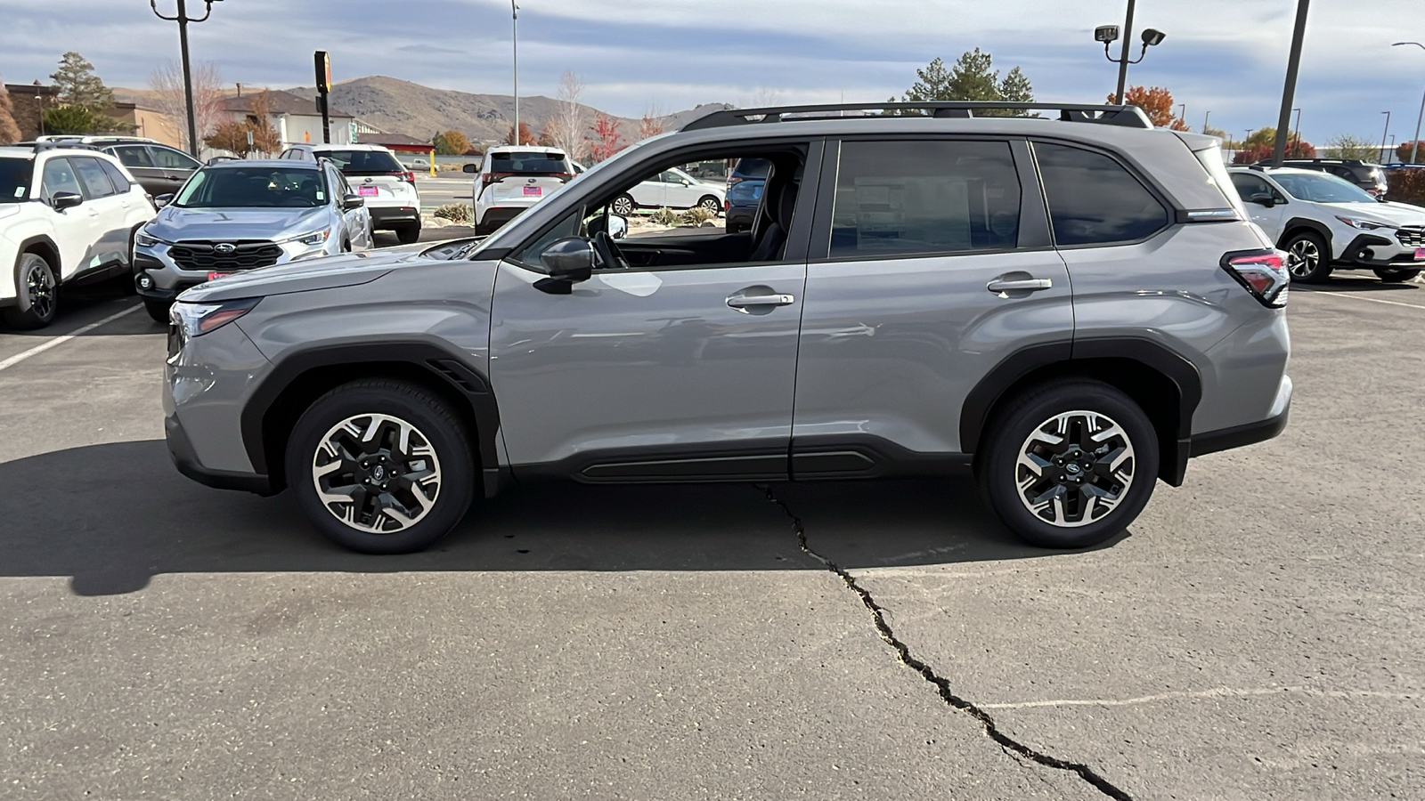 2025 Subaru Forester Premium 6