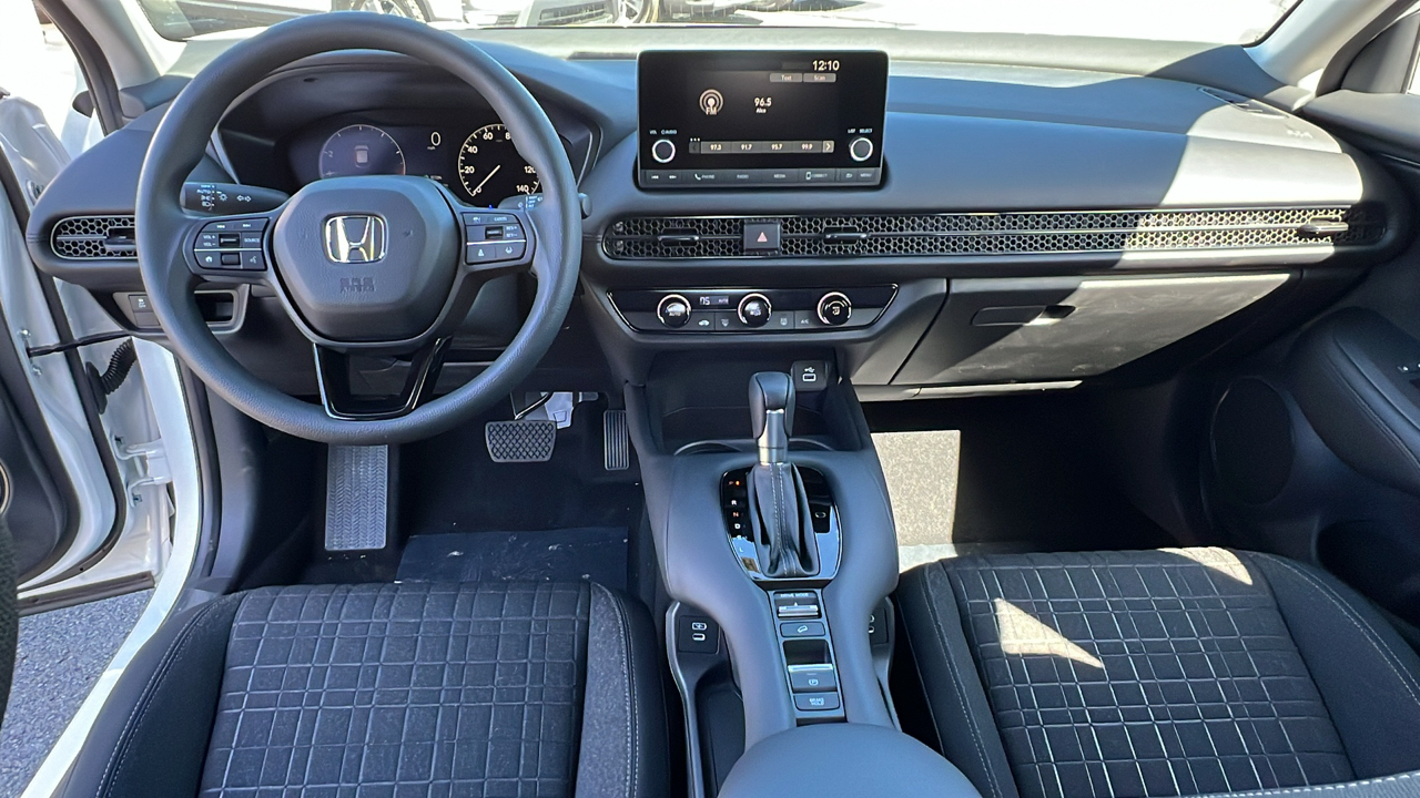 2024 Honda HR-V LX 17
