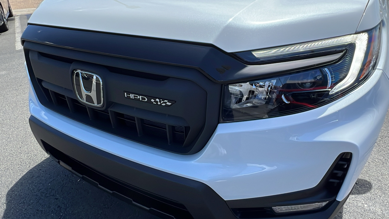 2024 Honda Ridgeline Black Edition 9