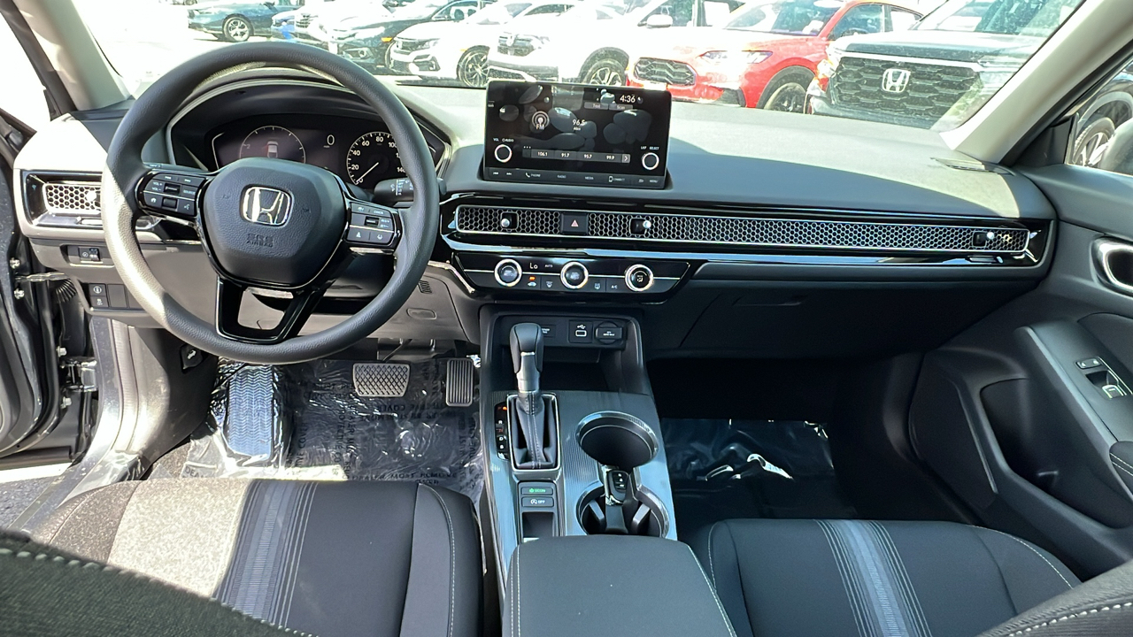 2024 Honda Civic Hatchback LX 18
