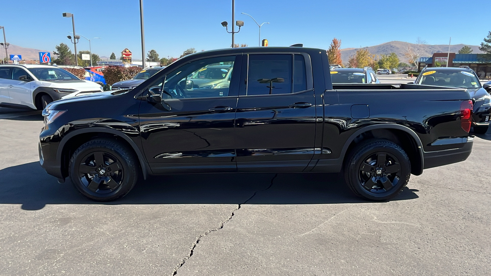 2024 Honda Ridgeline Black Edition 6