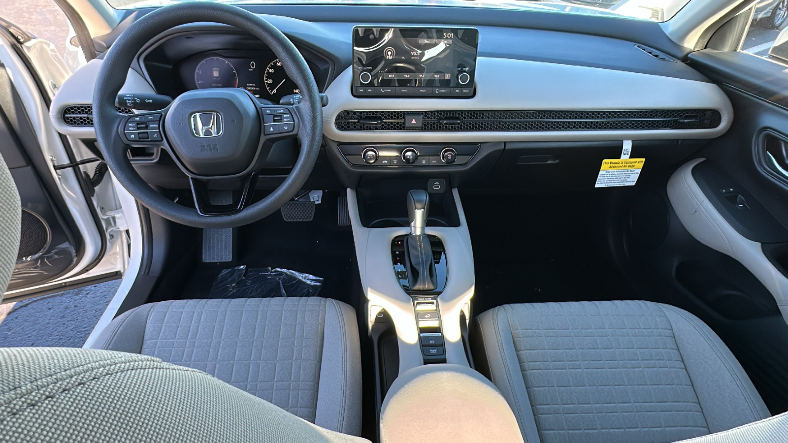 2025 Honda HR-V LX 17