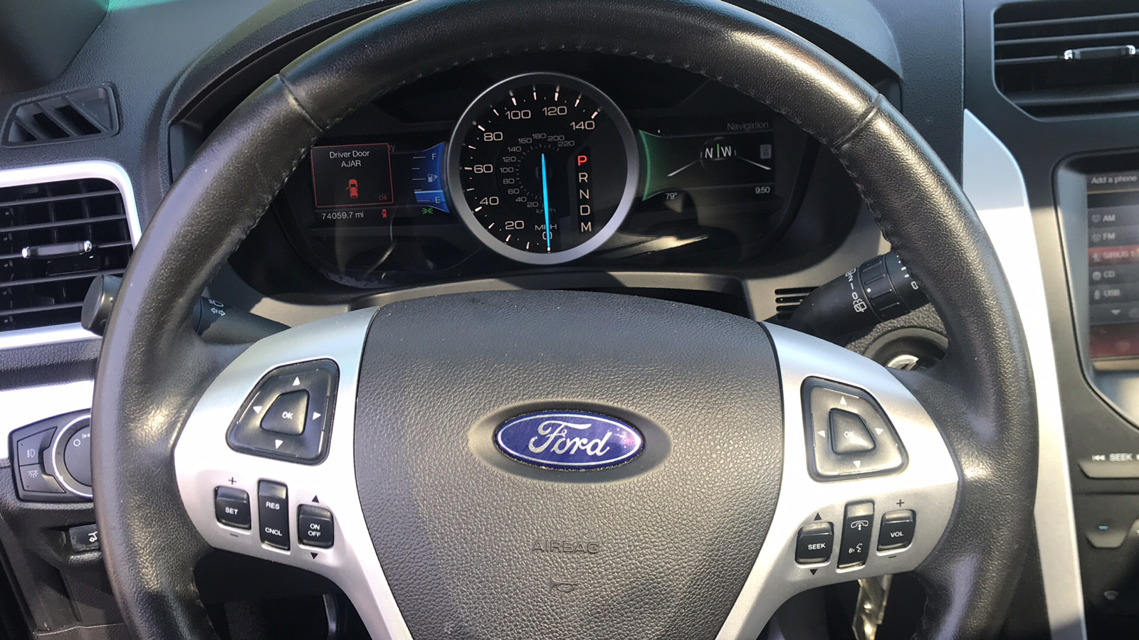 2015 Ford Explorer XLT 9