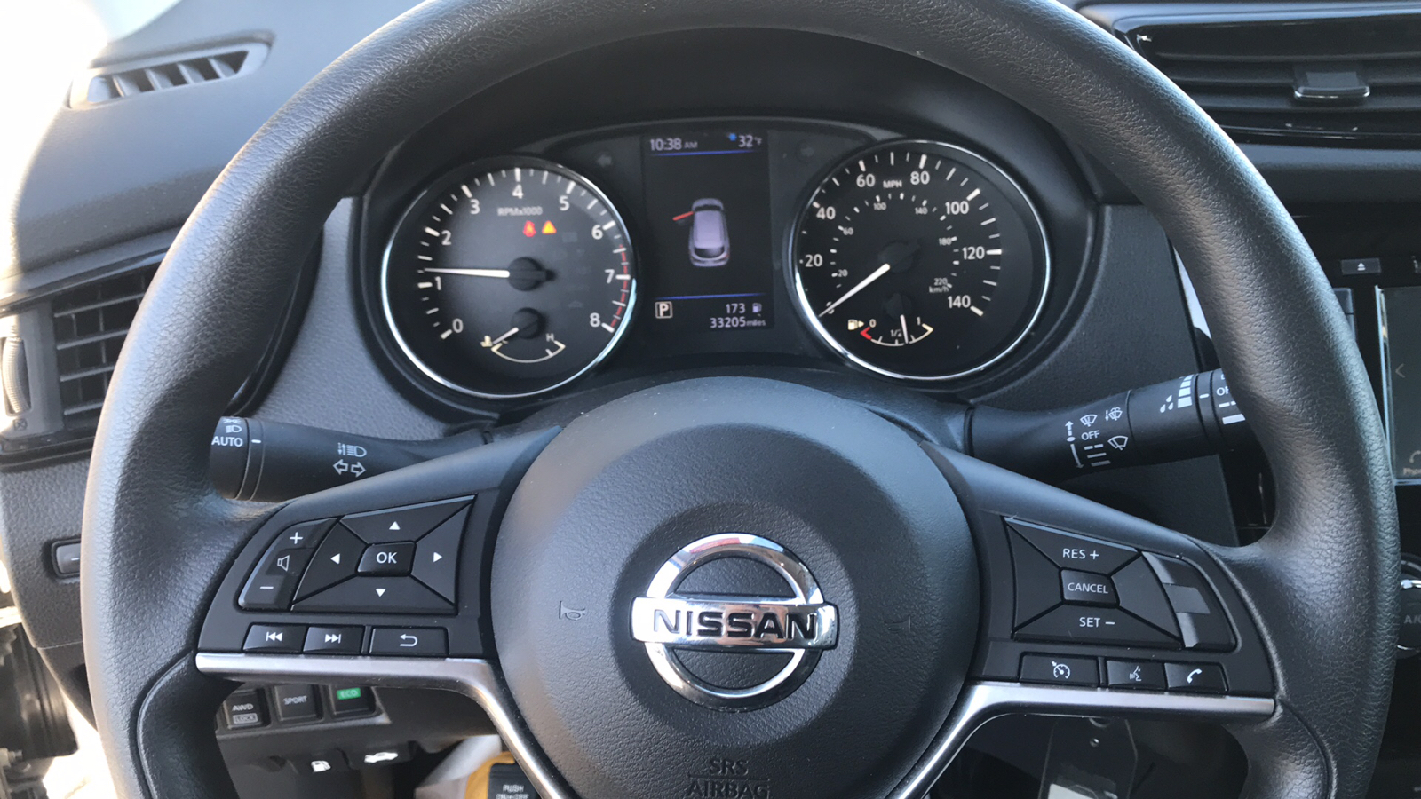 2020 Nissan Rogue Sport S 9