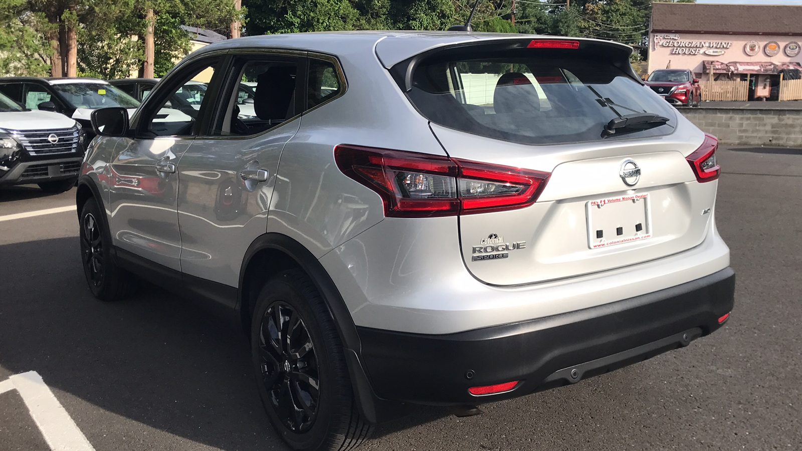 2021 Nissan Rogue Sport S 21