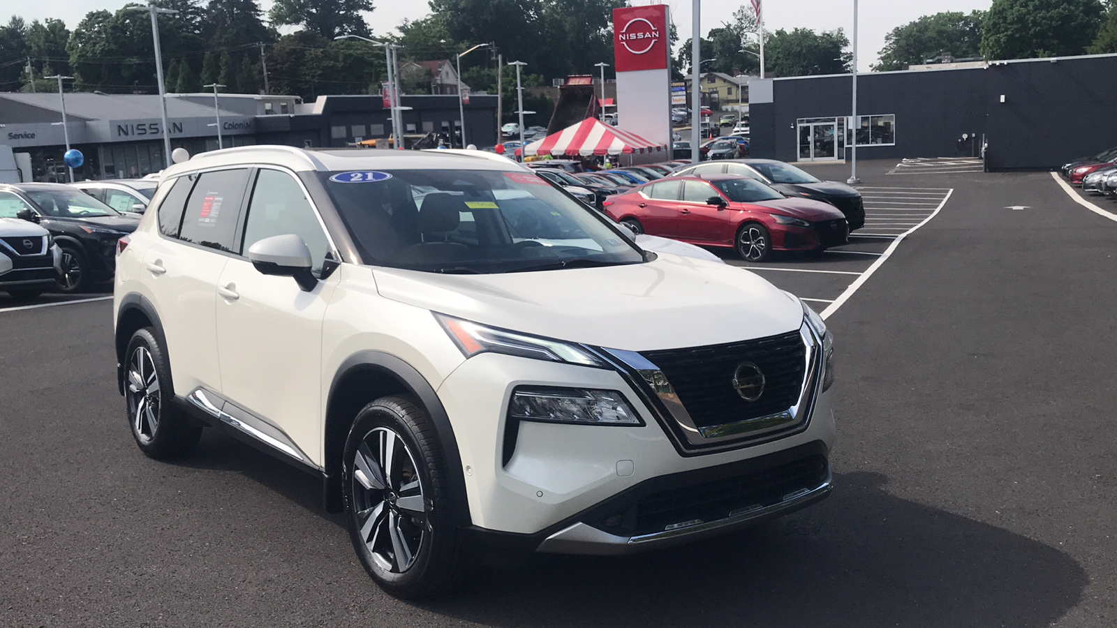 2021 Nissan Rogue Platinum 1