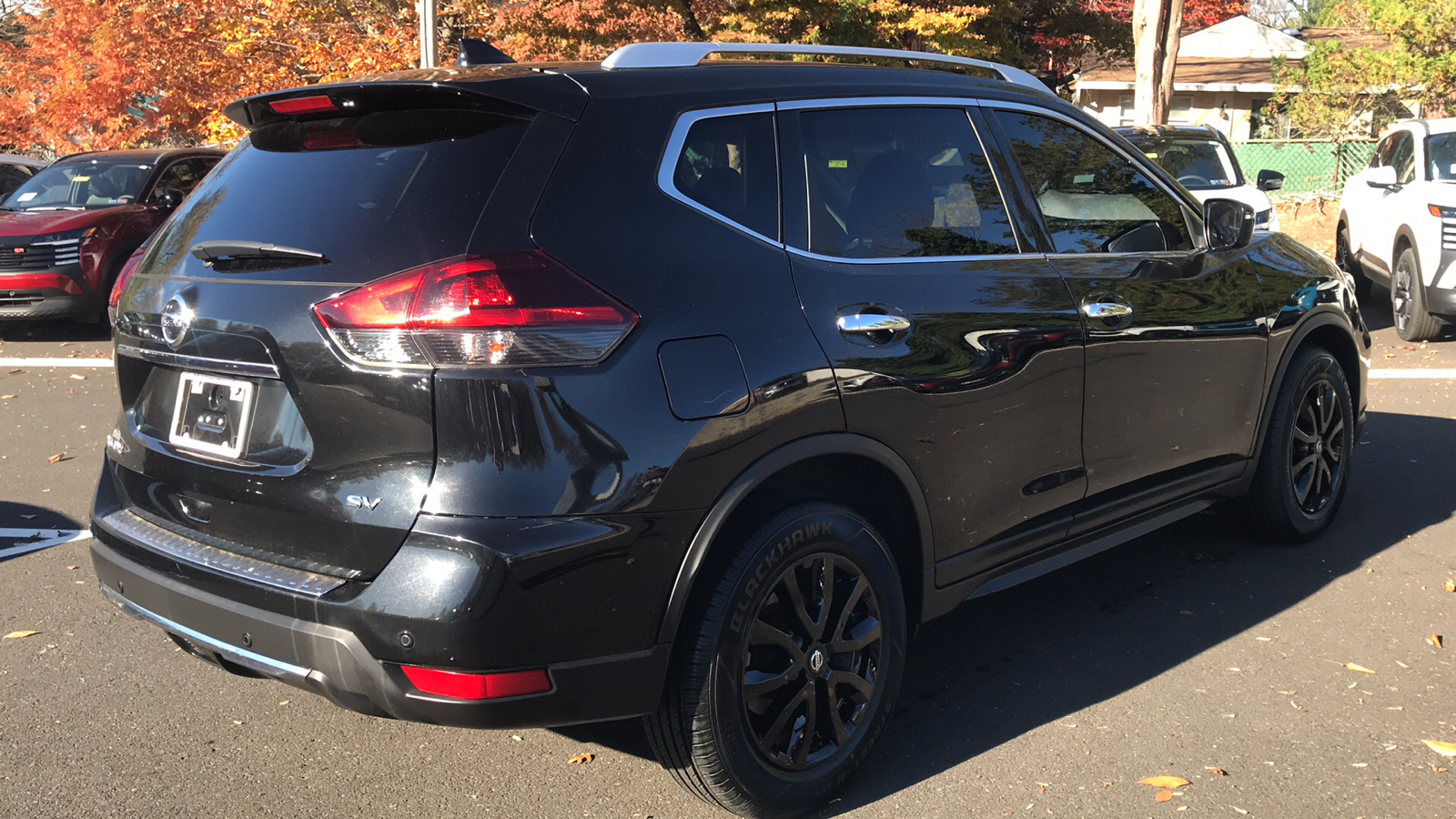 2019 Nissan Rogue SV 26