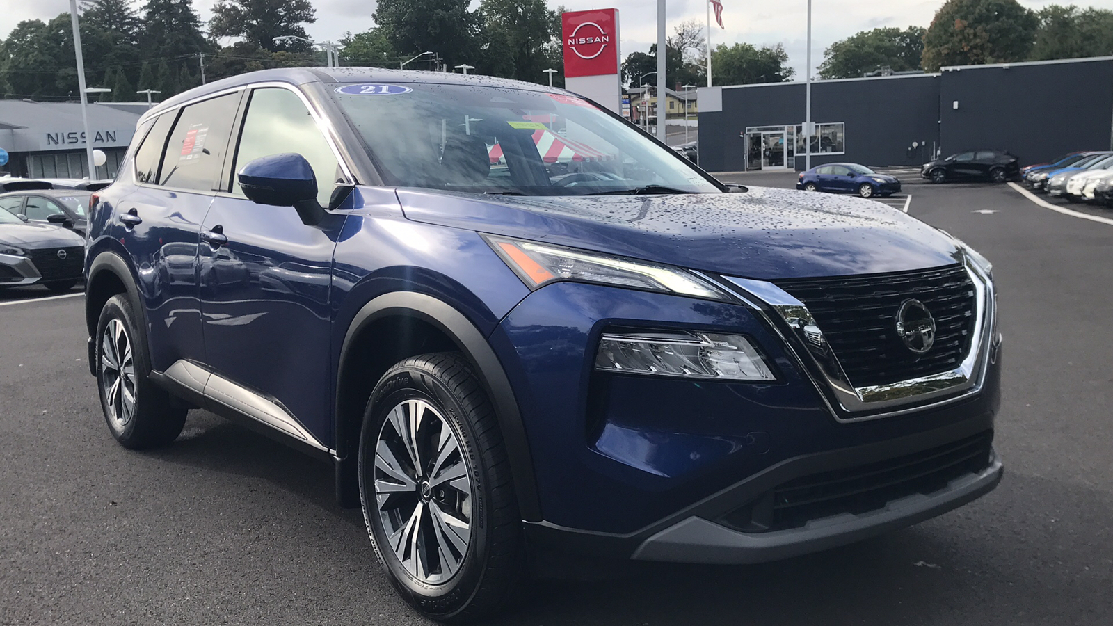 2021 Nissan Rogue SV 1