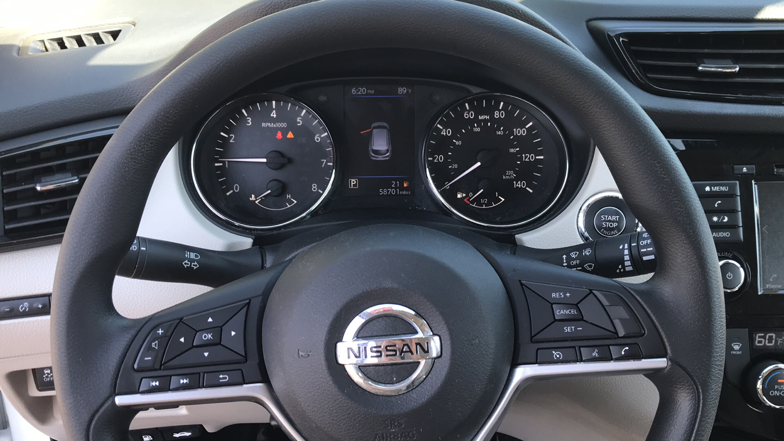 2019 Nissan Rogue Sport SV 9