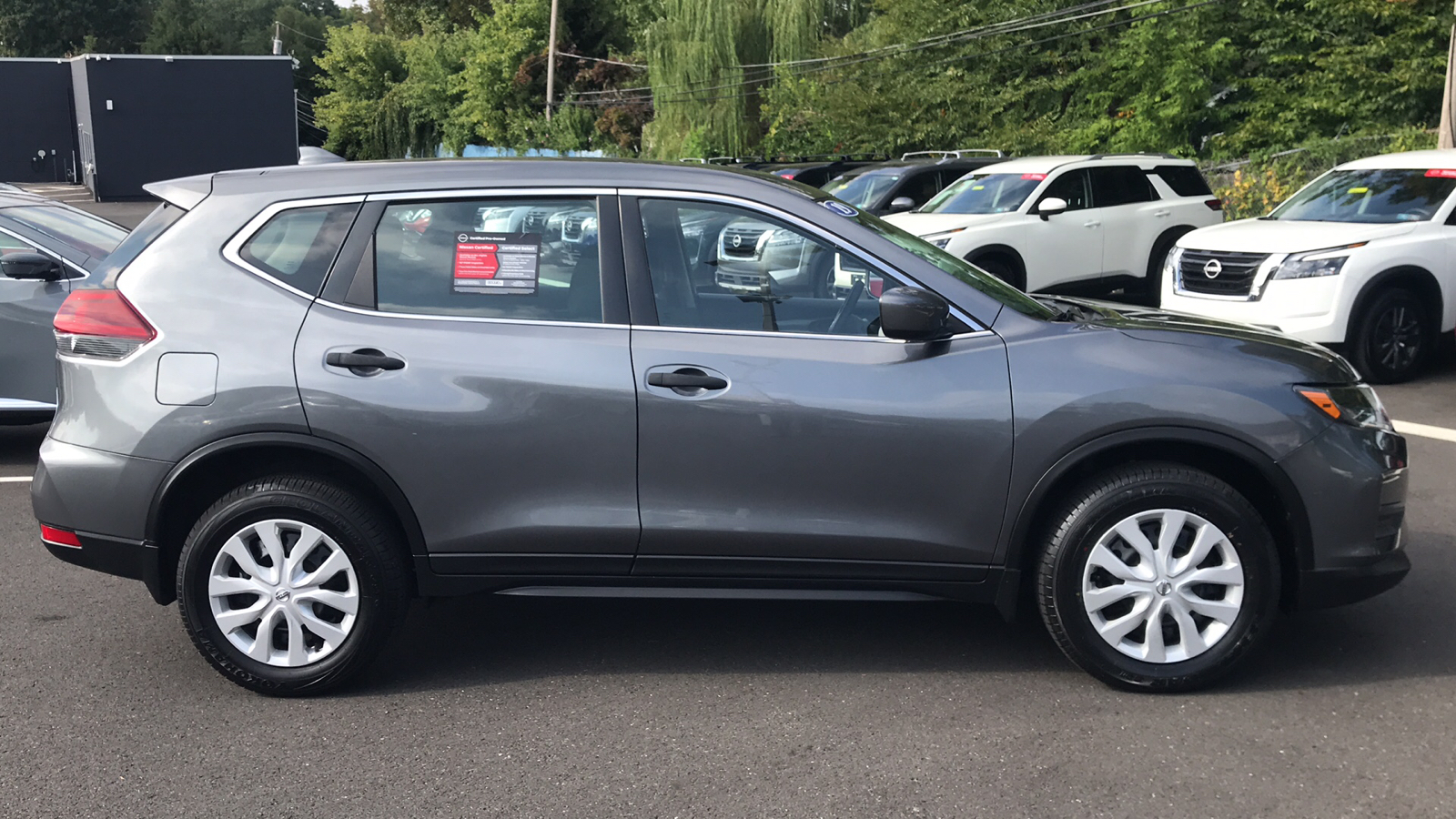 2019 Nissan Rogue S 25