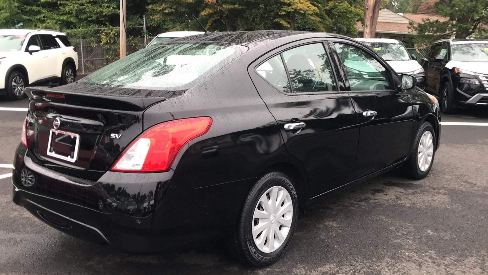 2018 Nissan Versa Sedan SV 22