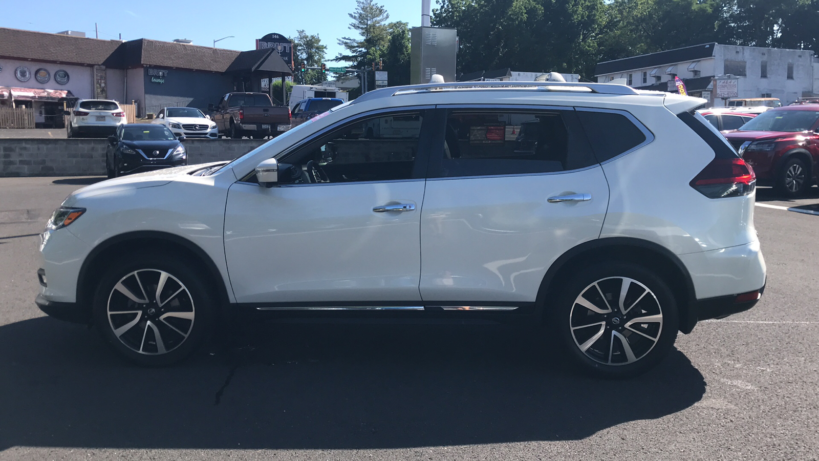 2018 Nissan Rogue SL 4