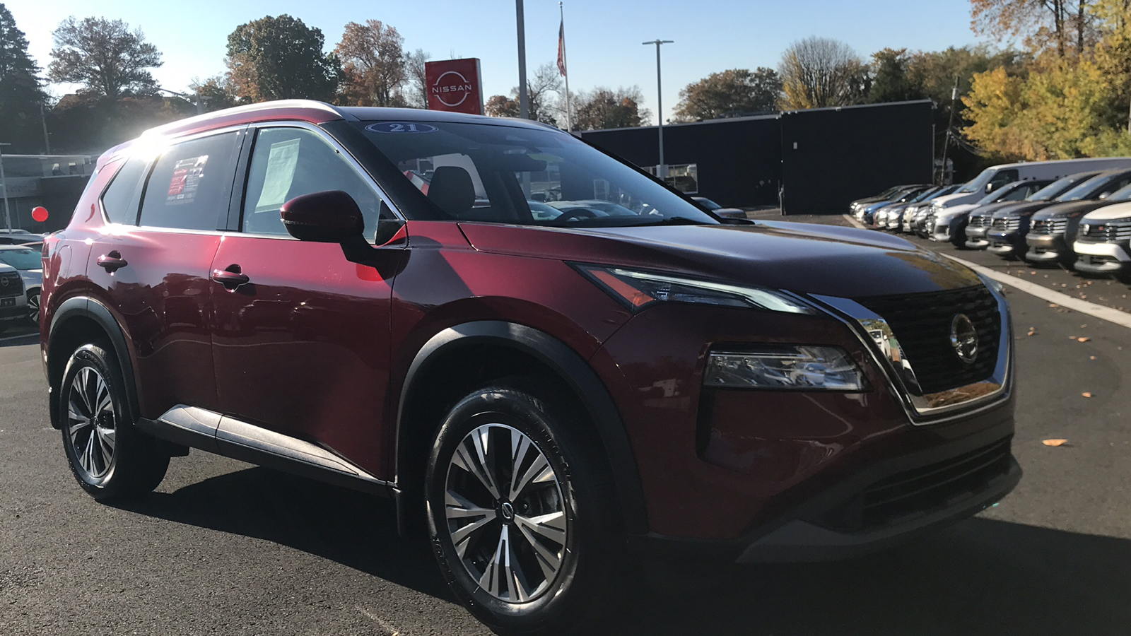 2021 Nissan Rogue SV 1