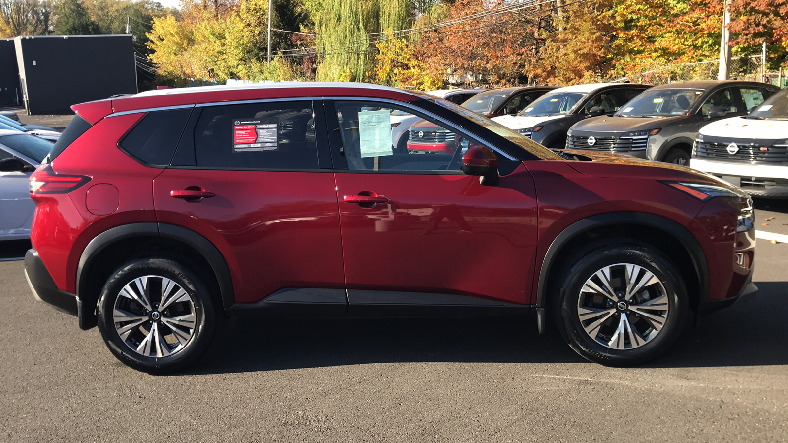 2021 Nissan Rogue SV 28