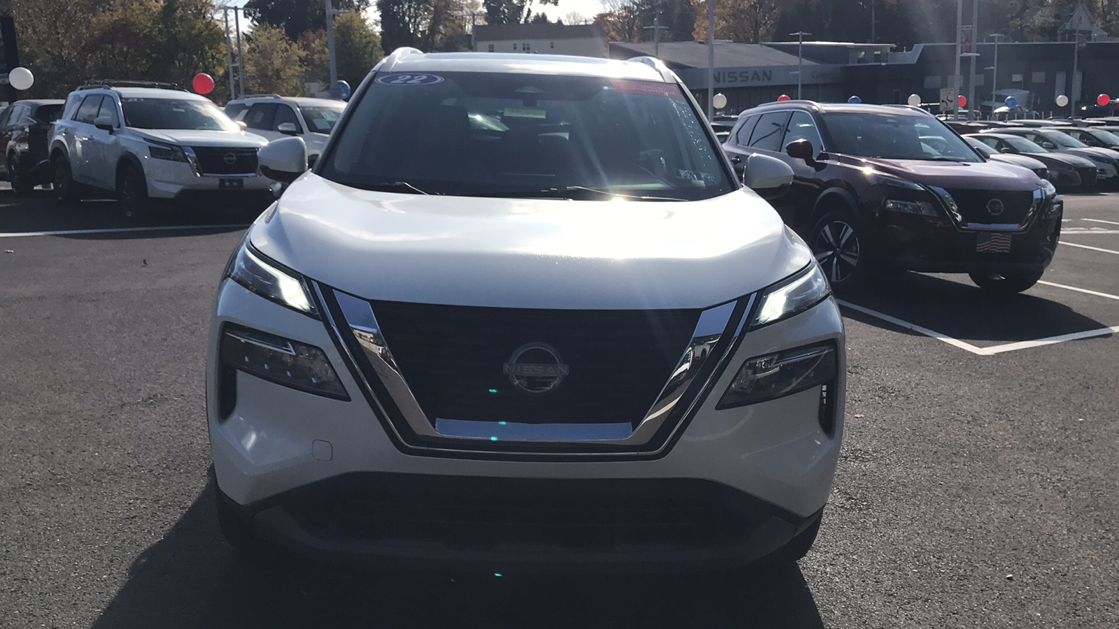 2022 Nissan Rogue SV 2