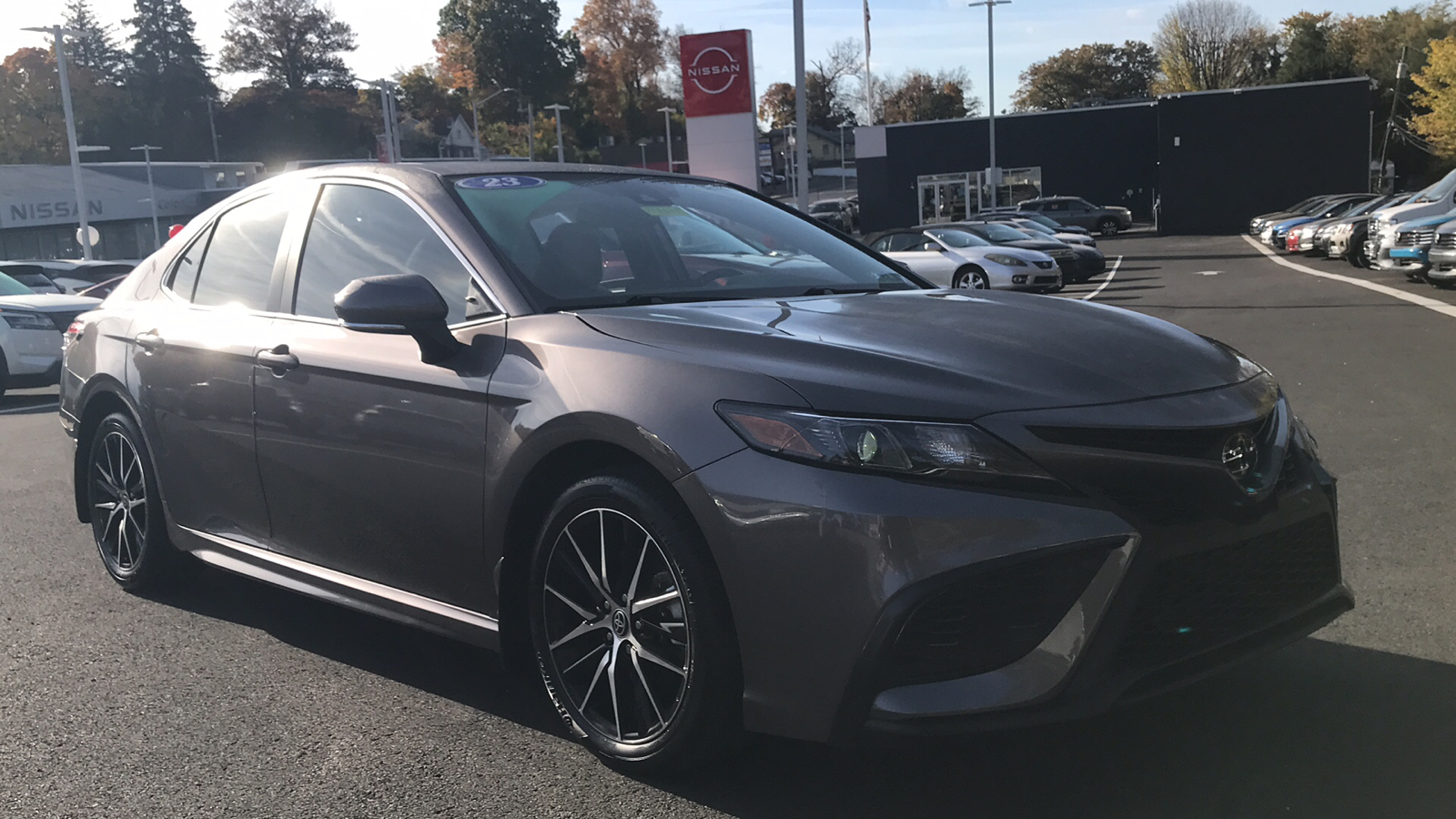 2023 Toyota Camry SE 1