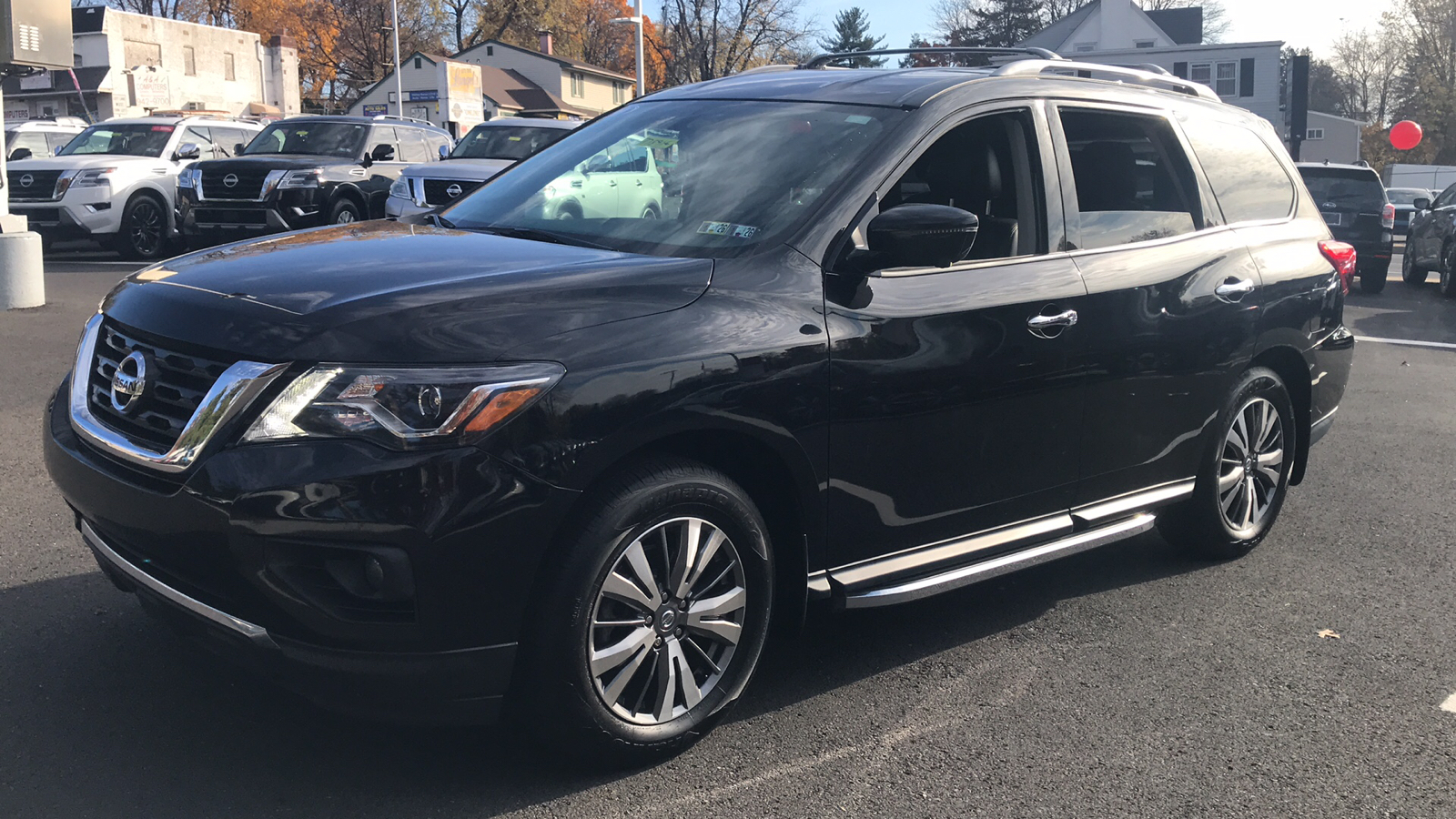 2020 Nissan Pathfinder SL 3