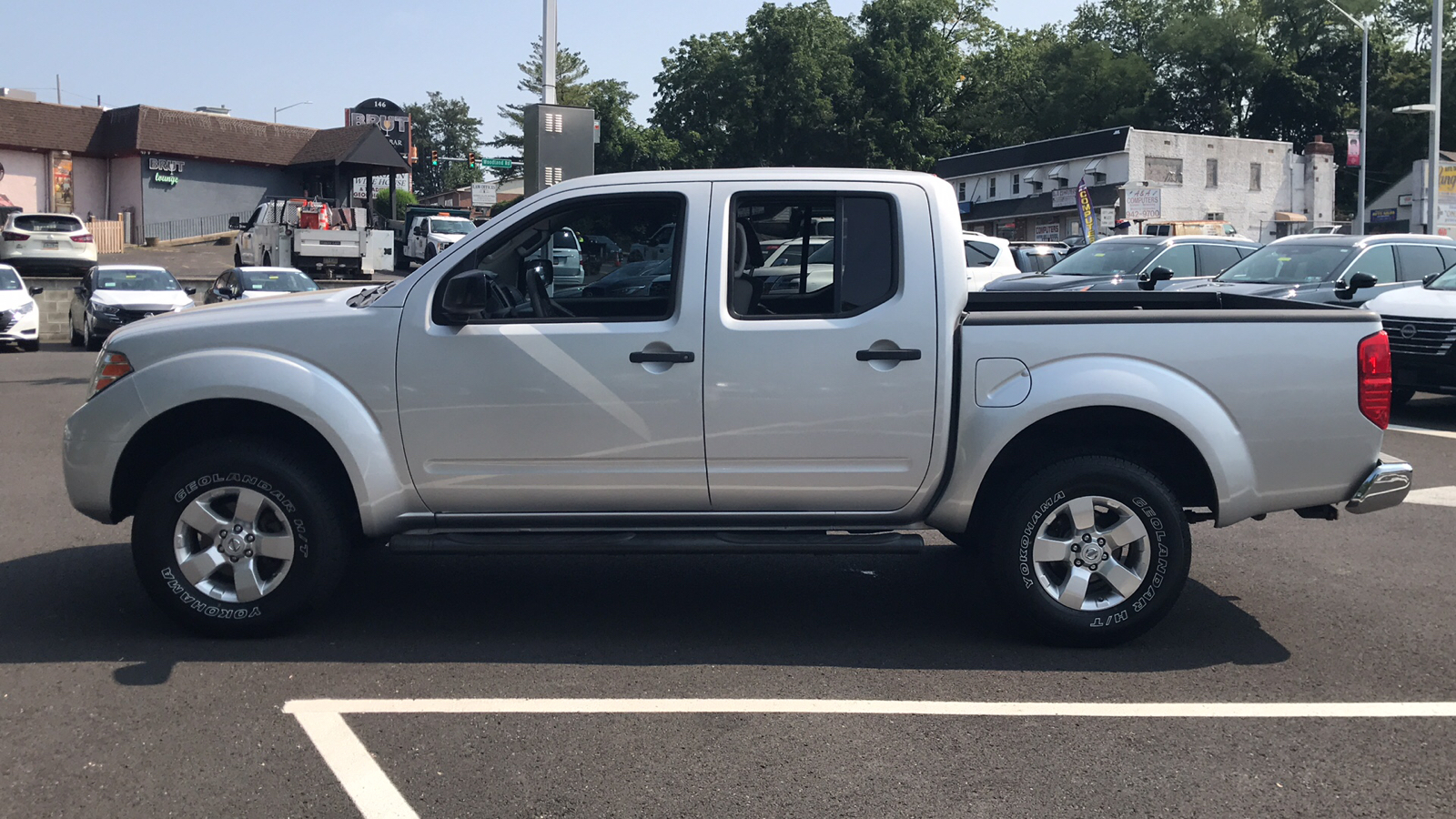 2012 Nissan Frontier SV 4