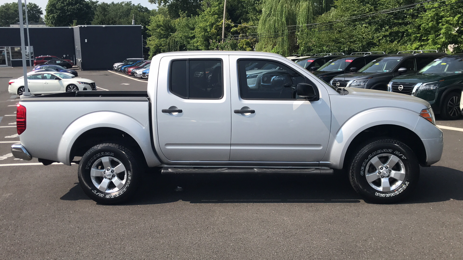 2012 Nissan Frontier SV 23