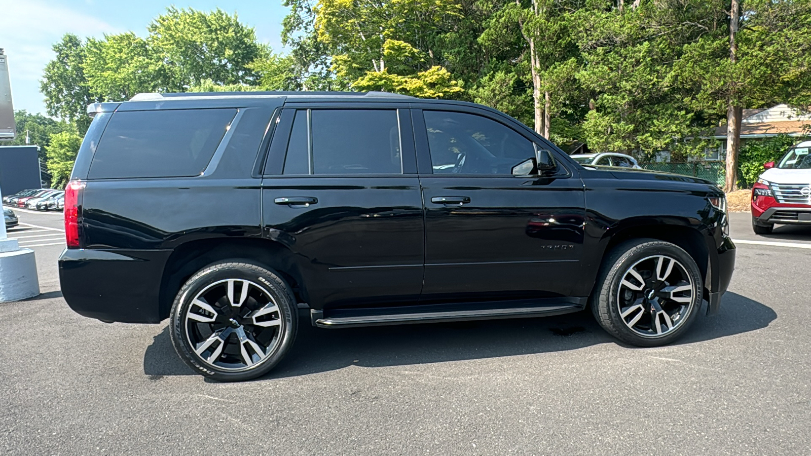 2019 Chevrolet Tahoe Premier 10