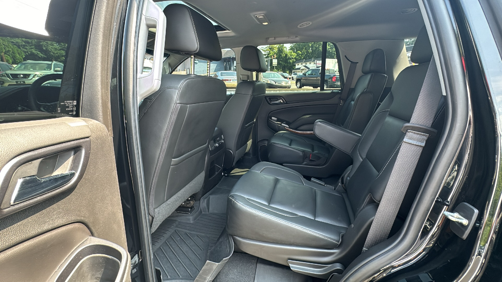 2019 Chevrolet Tahoe Premier 34